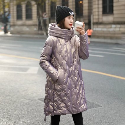 dlouhá zimní bunda s kapucí a vatovou výplní (Barva Fialová, Velikost XL)