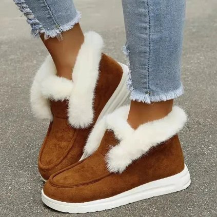 Dámské zateplené slip-on boty s kožíškem a měkkou podrážkou (Barva Černá, Velikost 42)