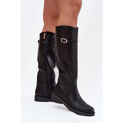 Dámské kozačky na ploché podrážce s páskem a zlatým sponou  Sylvena (Velikost 38, Barva Černá)