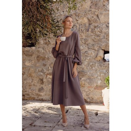 Midi šaty s páskem a elastickým pasem  A742 (Velikost L, Barva Černá)