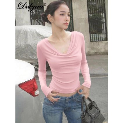 Elegantní přiléhavé triko s výstřihem a dlouhým rukávem (Barva (varianta) Černá, Velikost M)