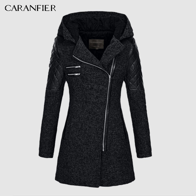Levně CARANFLER Dámský teplý kabát s kapucí a asymetrickým zipem Barva: Černá