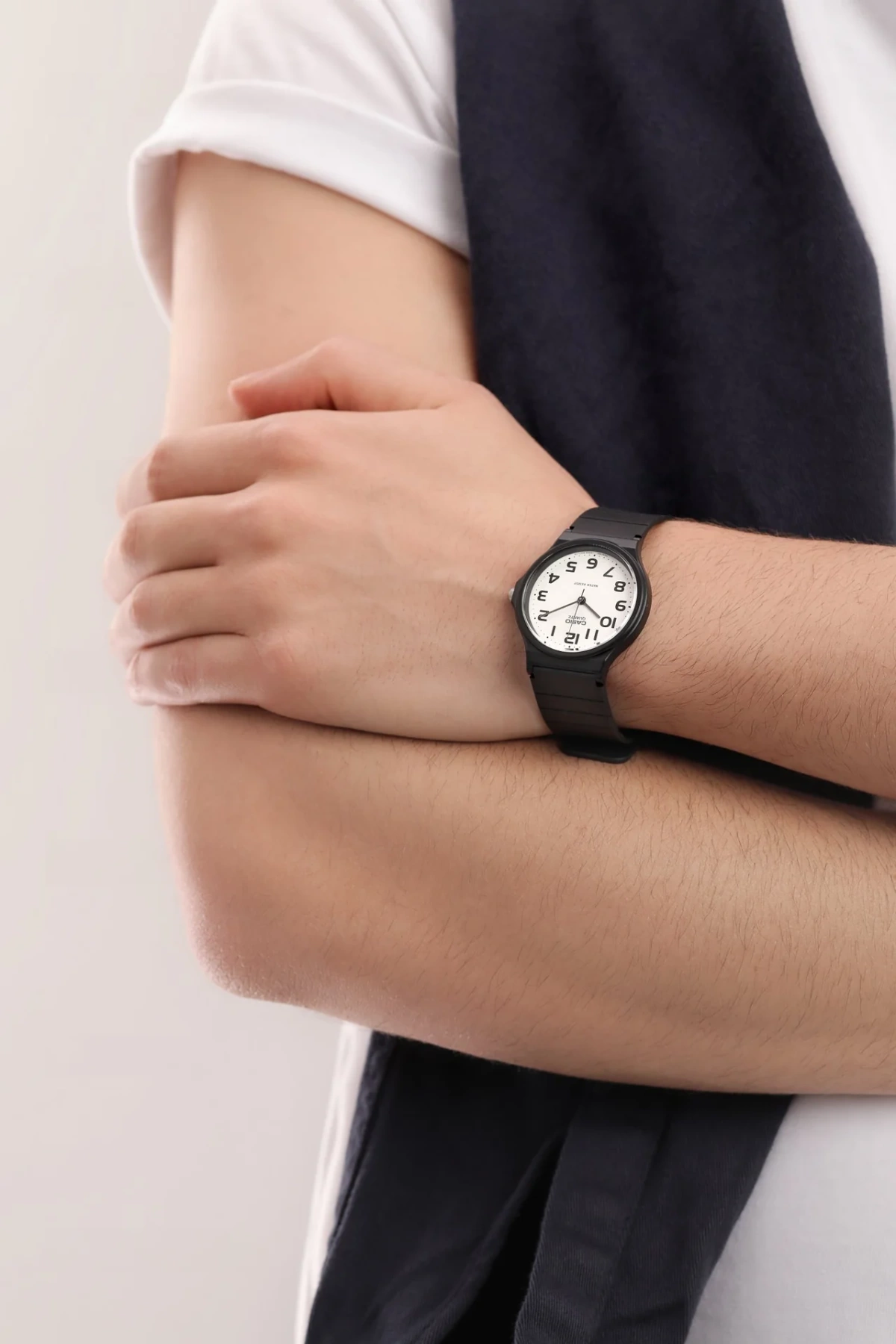 Hodinky UNISEX CASIO MQ-24-7B2 + BOX (obrázek 6)
