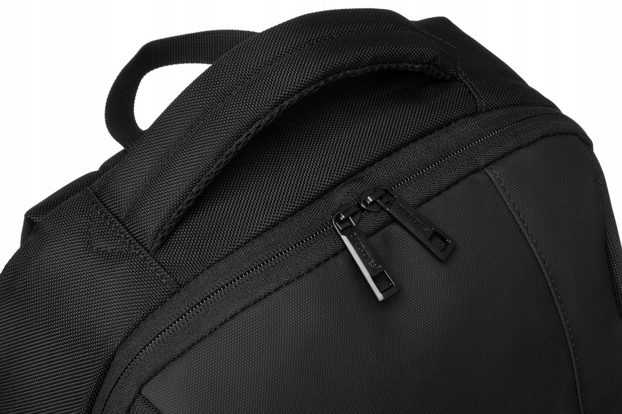 Městský, business batoh s prostorem pro notebook (obrázek 4)