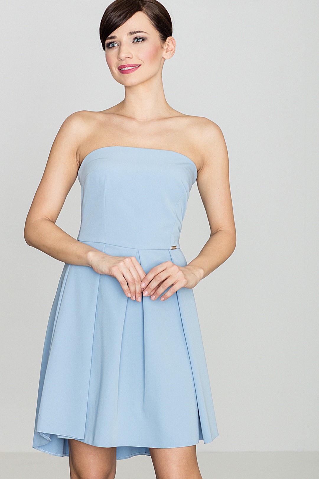 Levně Asymetrické áčkové šaty se skládanou sukni K368 LENITIF Barva: Modrá