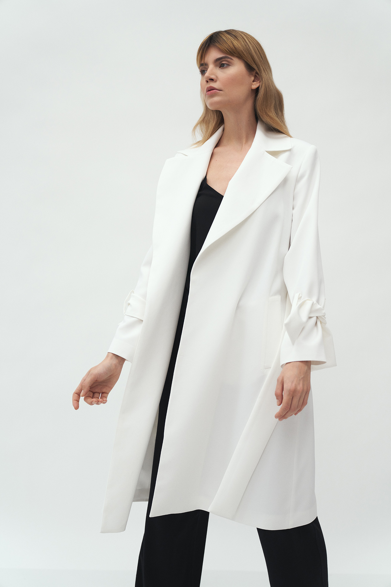 Levně Nife Jedinečný kabát se svázanými rukávy - BÍLÝ XL Barva: Bílá
