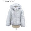 Zimní kožich s kapucí masivní chlupatá bunda