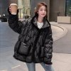Dámská zimní péřová bunda s výšivkou a límcem z kožešiny (Barva Černá, Velikost M)