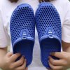 Letní pánské plážové pantofle s větracími otvory (Barva Modrá, Velikost 37)
