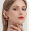Elegantní náušnice ve tvaru květu – decentní a lehké (Barva (Varianta) Ear studs (Silver Needle))
