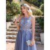Třpytivé šaty s halter výstřihem a krajkovými aplikacemi pro večerní plesy (Barva Modrá, Velikost XL)