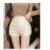 Dámské koženkové kraťasy – vysoký pas a přiléhavý střih (Barva Černá, Velikost S)
