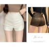 Dámské koženkové kraťasy – vysoký pas a přiléhavý střih (Barva Černá, Velikost S)