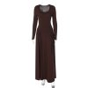 Dámské dlouhé plisované šaty se šněrováním (Barva (varianta) Kávová, Velikost L)