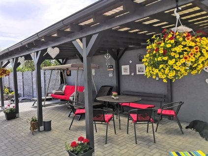 Pergola 4x8 m se sklonem