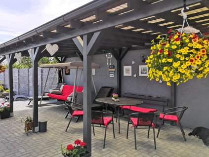 Pergola 4x10 m se sklonem