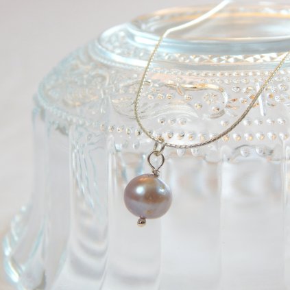 Stříbrný náhrdelník s růžovou perlou KF15105, ruční výroba, Perlomanie