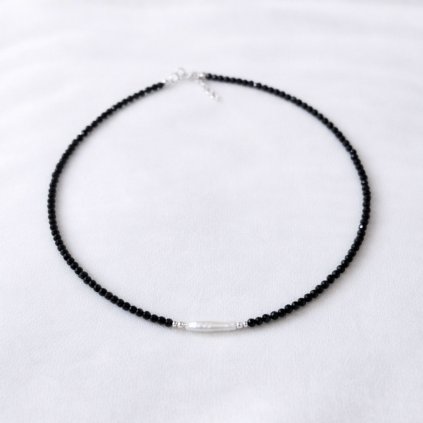 Náhrdelník z onyxu a velké barokní perly, stříbro, Perlomanie