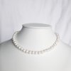 Krátký perlový náhrdelník bílé perly kvalita AA, ručně uzlíkovaný, Perlomanie