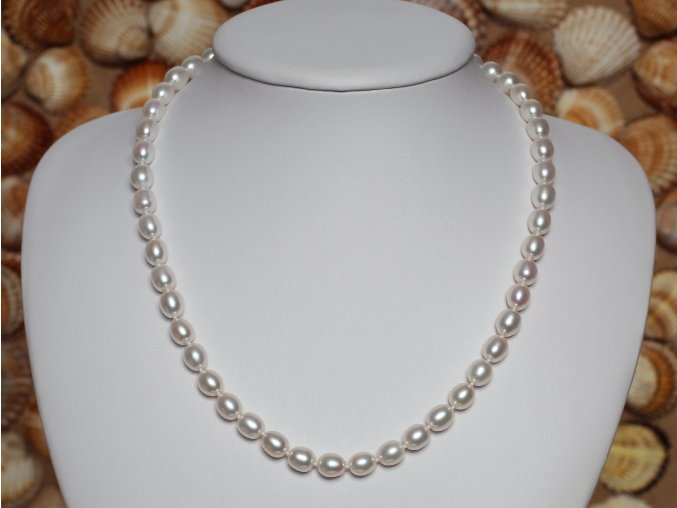 náhrdelník ze sladkovodních perel 6,5-7 mm se stříbrným uzávěrem