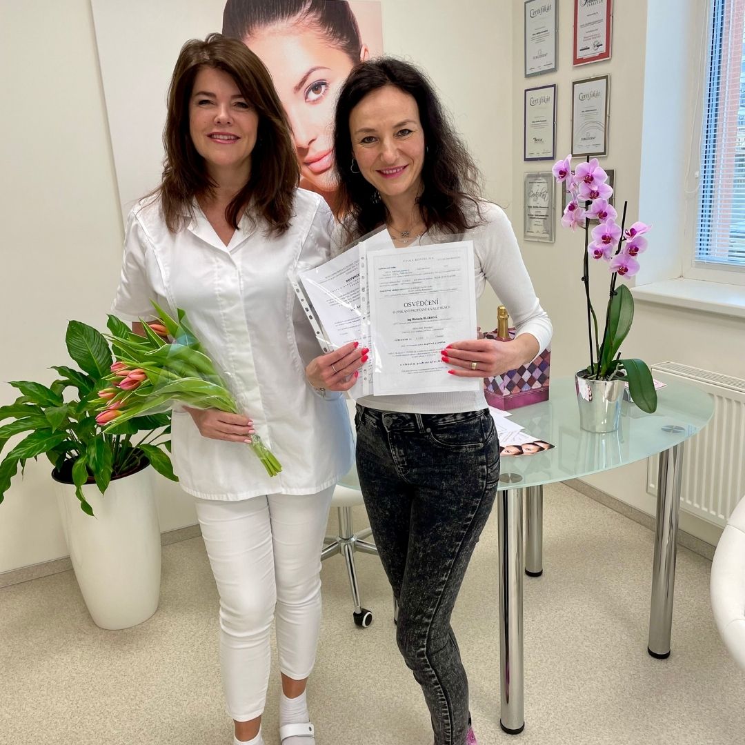 permanentni-makeup-rekvalifikace-purebeau