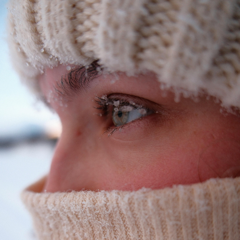 Jak správně pečovat o pleť v zimě? Nenaleťte mýtům!