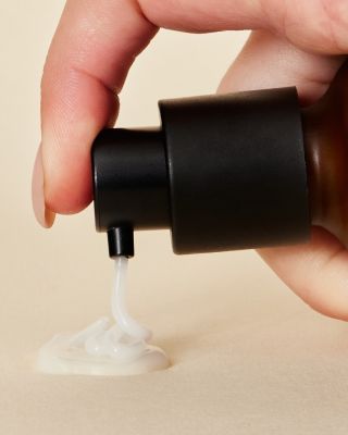 Hydratace, kterou pleť skutečně potřebuje. High Potency Intenzivní hydratační sérum s kyselinou hyaluronovou kombinuje...