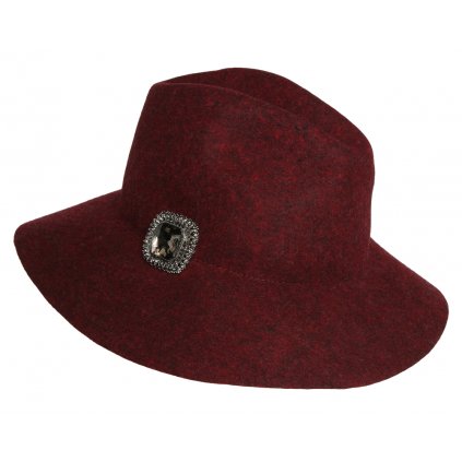 Dámský klobouk s broží