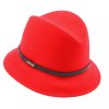 Dámský vlněný klobouk s koženým páskem (Barva červená, Velikost uni)