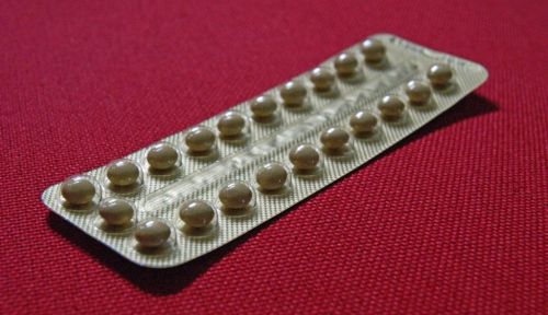 contraceptive-pills-849413_1920-1024x590