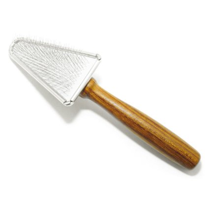 trojuhelnikovy kartac vivog s jemnymi kovovymi dratky pro citlive zony