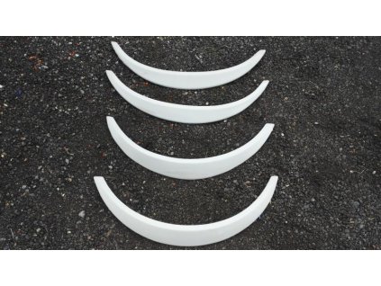 BMW E24 arches M Technik fiberglass