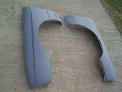 Fiberglass fenders for BMW E30 M3