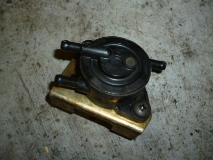 10749 palivova pumpa piaggio