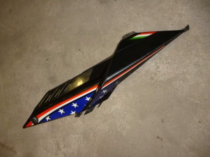 12615 levy zadni plast aprilia