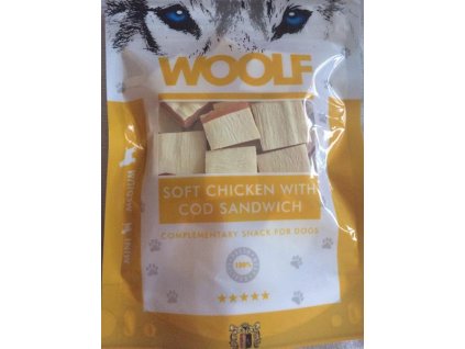 Pamlsok Woolf Dog Chicken & Codfish Soft Sandwich 100 g
