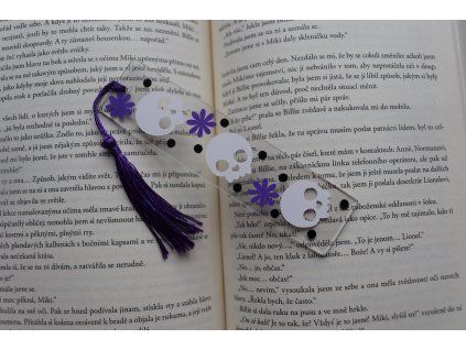 Flowers skulls