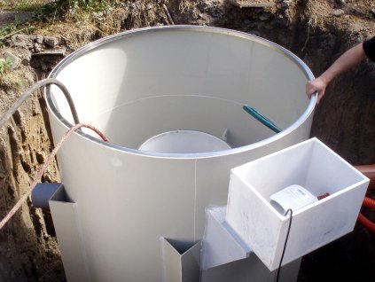 KONTEJNERY RYMAROV COV ZAPOJENI 13 04 14 1024x0768dpi