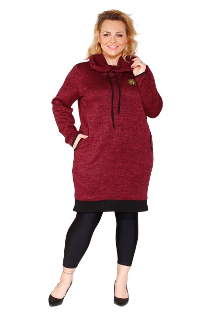 zimní šaty sportovní pro plnostíhle