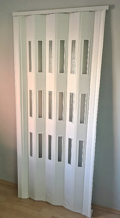 PETROMILA Koženkové shrnovací dveře bílá 83x200cm TYP: prosklené