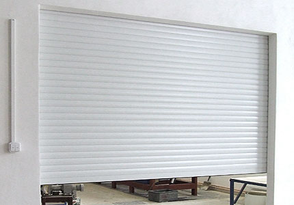 Garážová vrata rolovací LA52 šířka 250cm ovládání vrat:: spínačem motoru na zdi, výška stavebního otvoru mezi:: 181-200cm