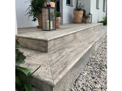 silver ash broušený z bullnose 135x33x3 cm 1