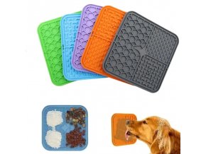 Pet Lick Silicone Mat for Dogs Pet Slow Food Plate Dog Bathing Distraction Silicone Dog Sucker.jpg