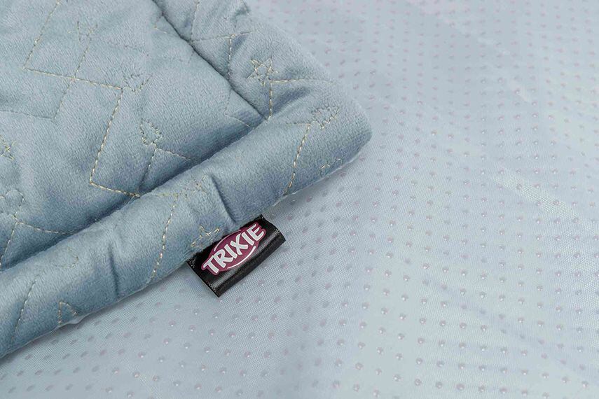 TRIXIE Vánoční podložka k ležení NATALYA, 90 x 60 cm, ledová modrá