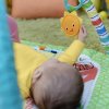 BRIGHT STARTS Deka na hraní Wild Wiggles s aktivitami 0m+
