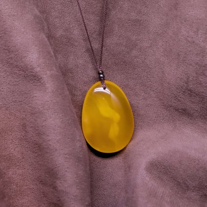 jantarovy-privesek-131641