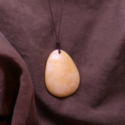 jantarovy-privesek-114751