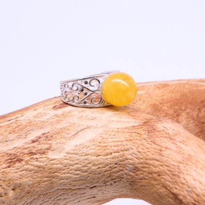 Stribrny prsten s jantarem 31091
