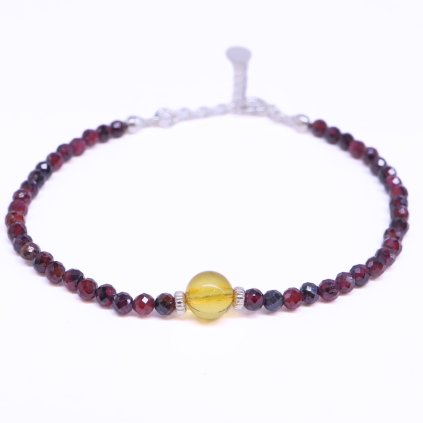 naramek-z-granatu-jantaru-a-stribra2