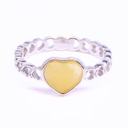 stribrny-prsten-s-baltskym-jantarem-311321